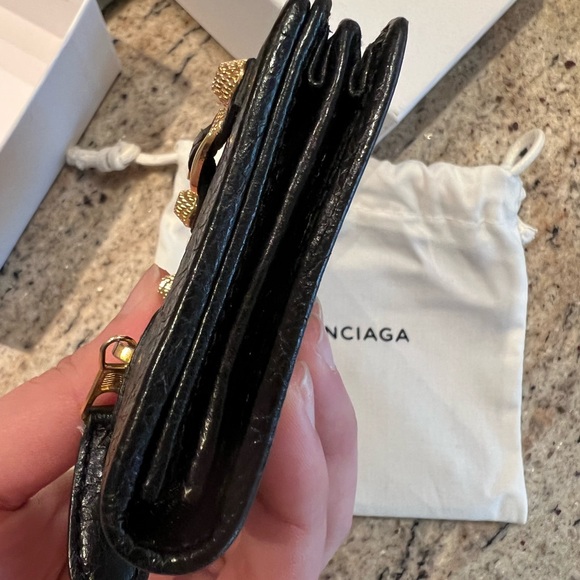 (SOLD) Balenciaga Bifold Card Case - Picture 7 of 12